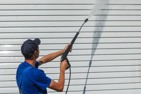 Power Washing Service in West Bend