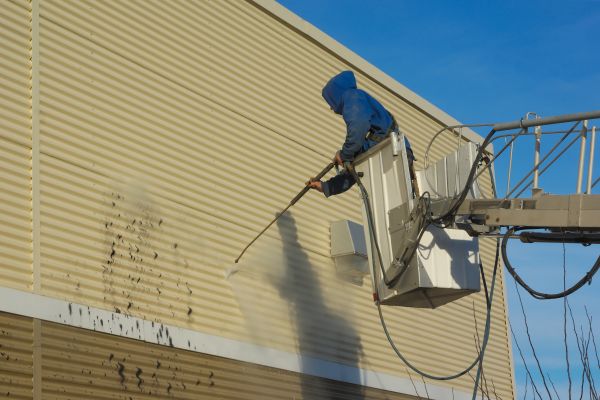 Cladding Cleaning in West Bend