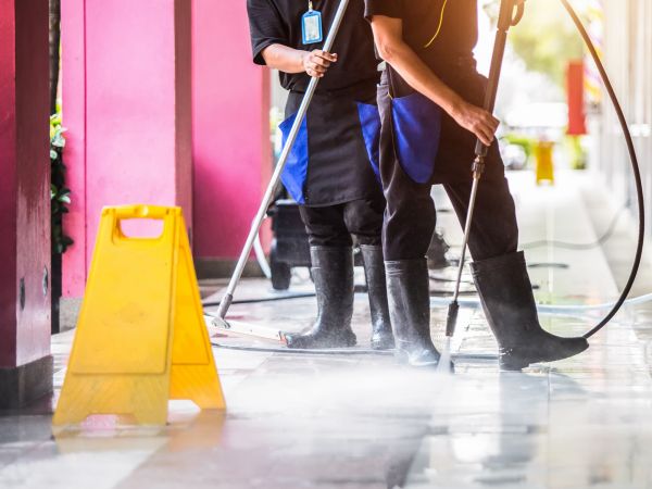 Commercial Power Washing in West Bend