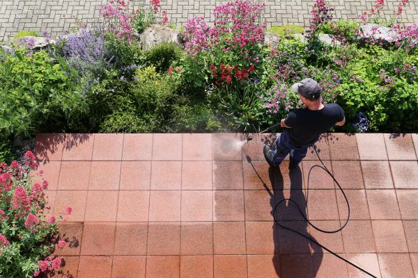 Porch Washing in West Bend