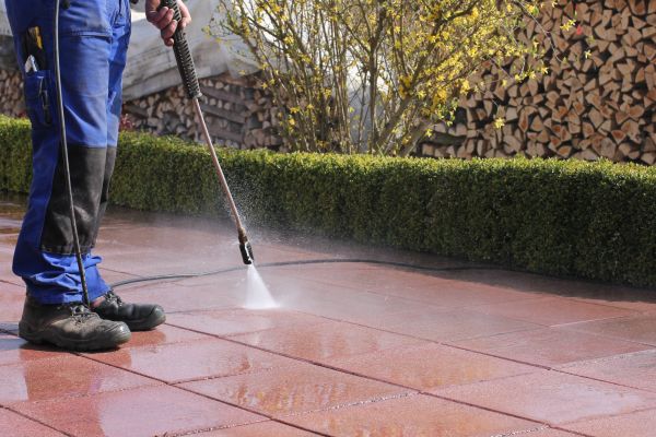 Driveway Pavers Cleaning in West Bend