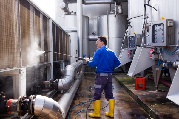 Business Pressure Washing in West Bend