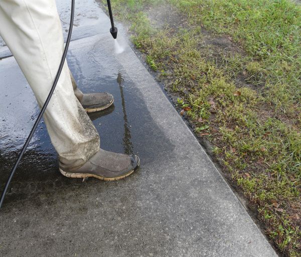 Concrete Slab Powerwashing in West Bend
